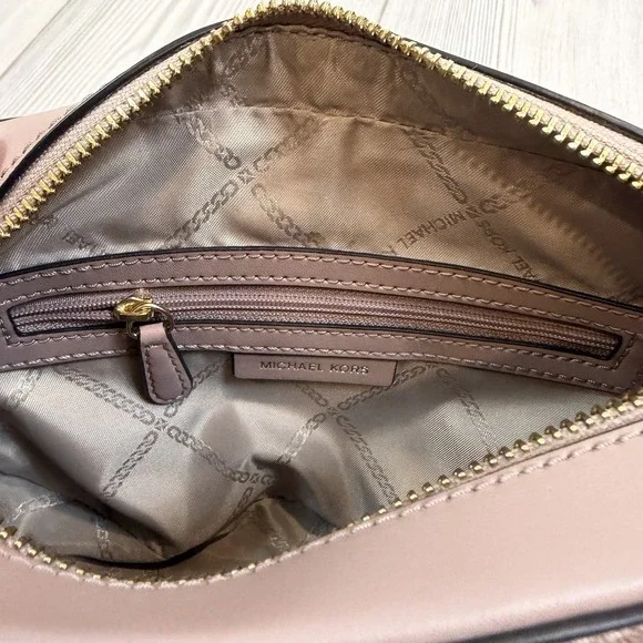 MICHAEL KORS Ginny Jet Set Medium Logo Camera Box Purse Crossbody Bag 32F8GF5M2B